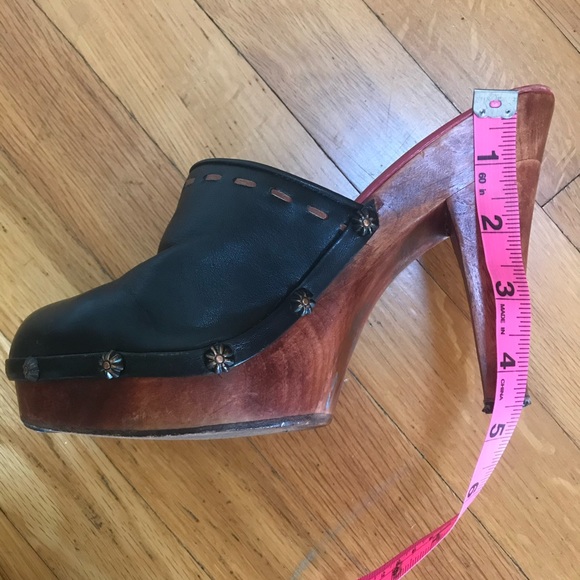 *Rare* wood clog French mule with platform heel - Picture 13 of 13